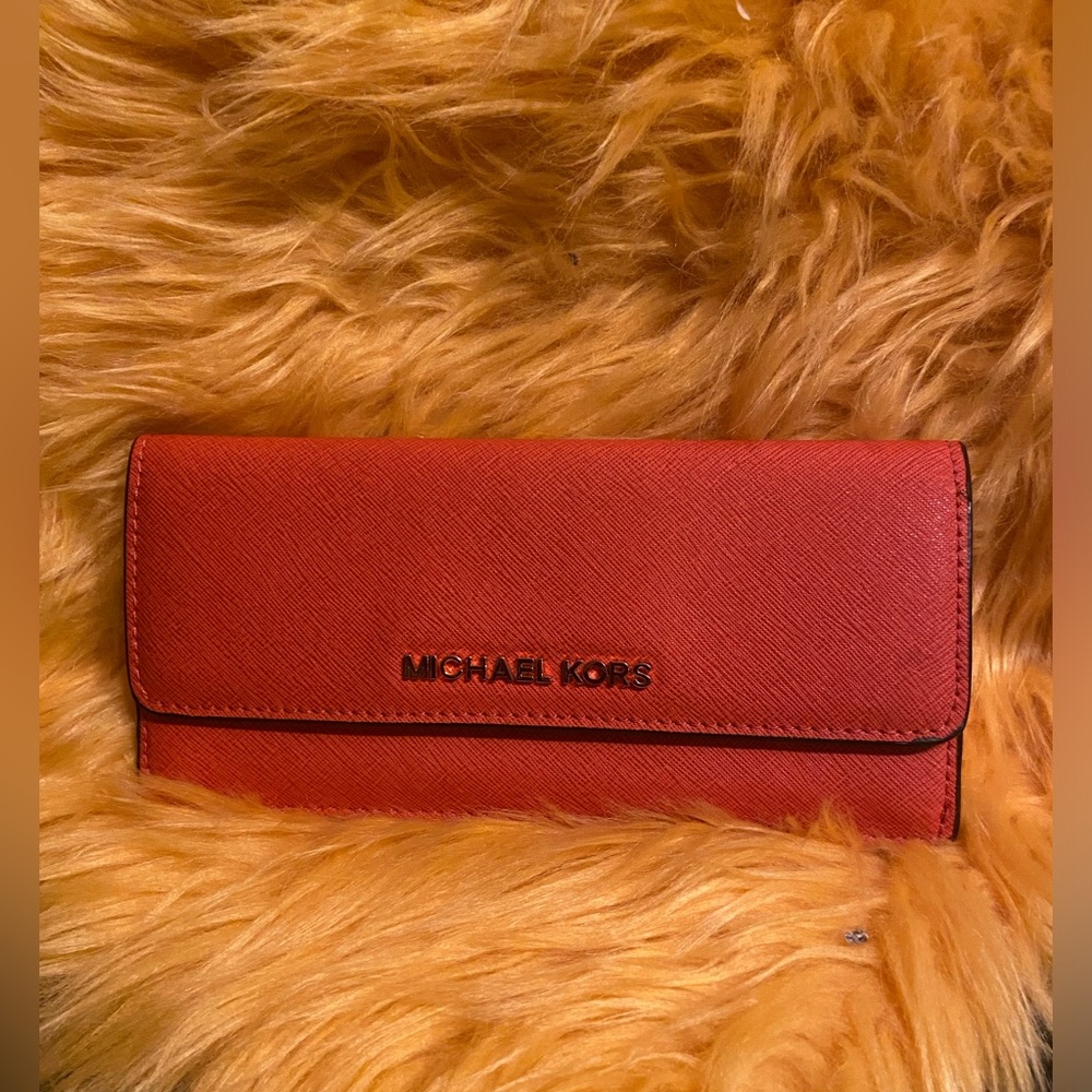 Authentic  Michael Kors  prel love  Wallet
